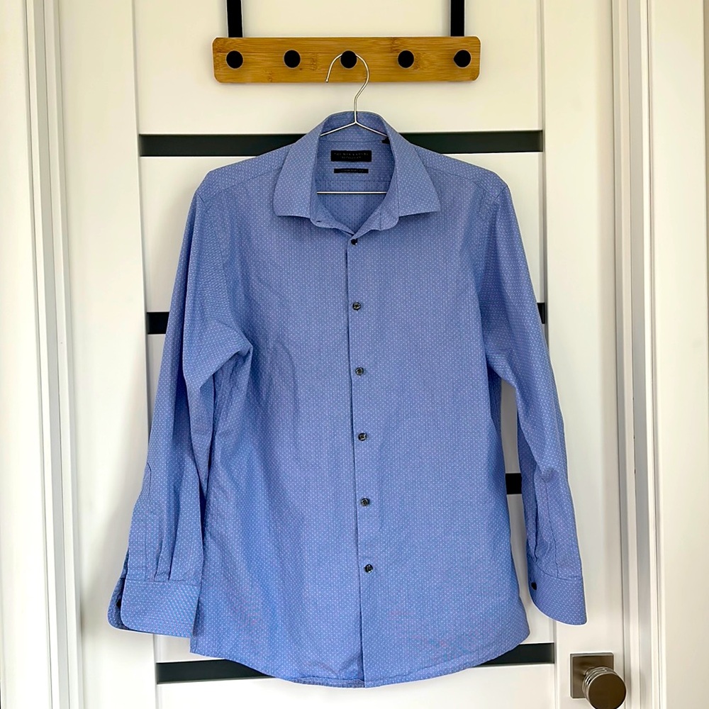 Men’s Store by Bloomingdale’s button down contemporary fit cotton dress shirt.